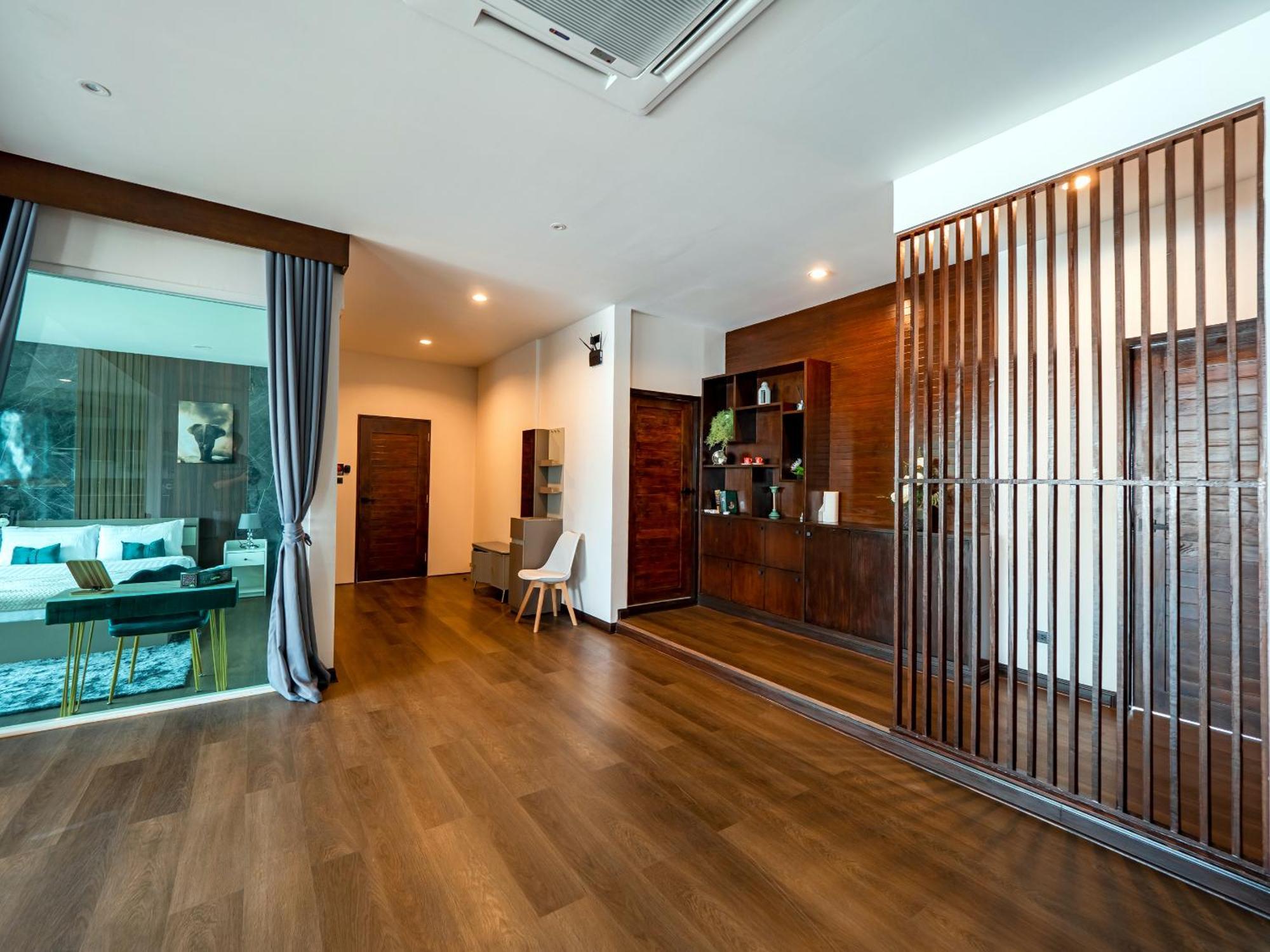 Grand Orlov Apart Hotel Patong Exterior foto
