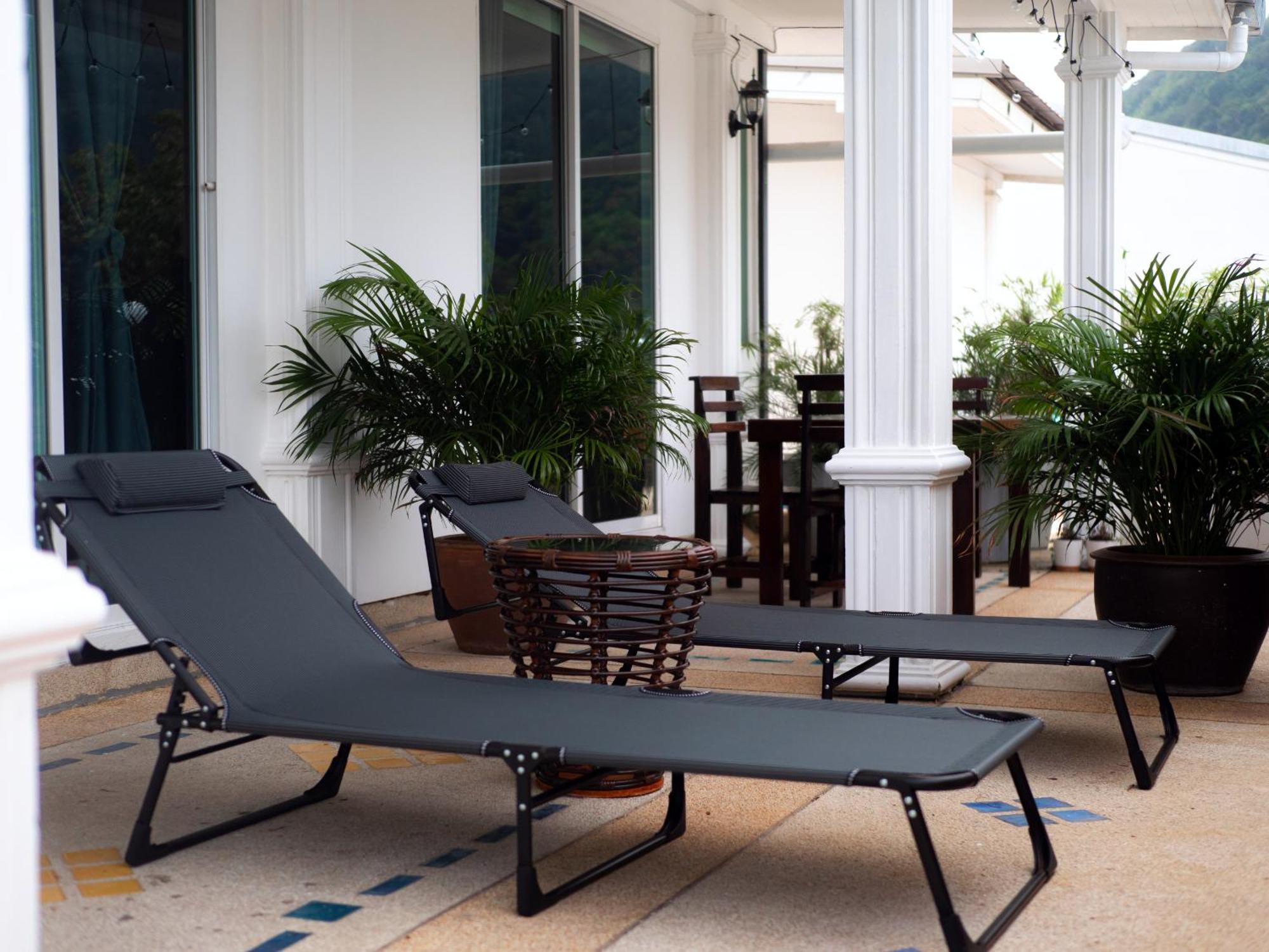 Grand Orlov Apart Hotel Patong Exterior foto